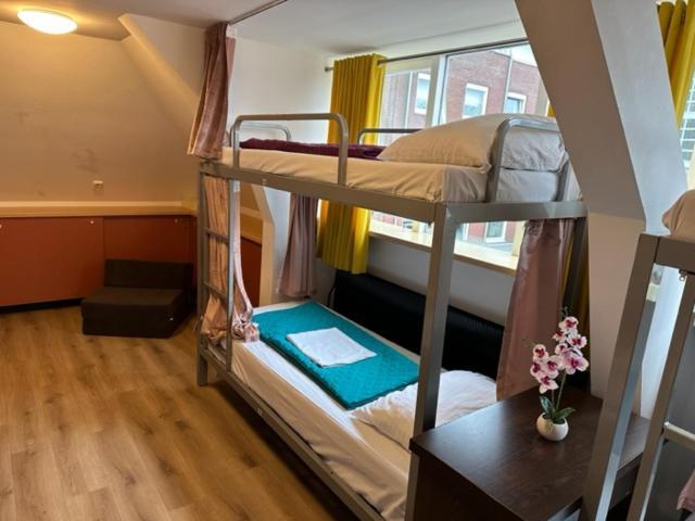 Room Mate Hostel Amsterdam Zaandam Dış mekan fotoğraf