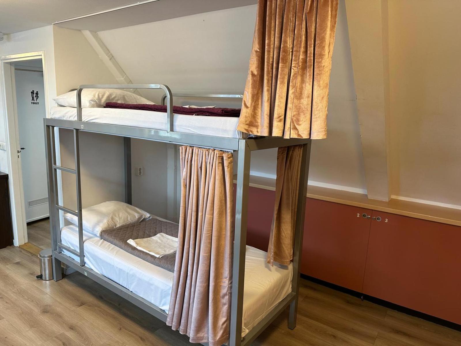 Room Mate Hostel Amsterdam Zaandam Dış mekan fotoğraf