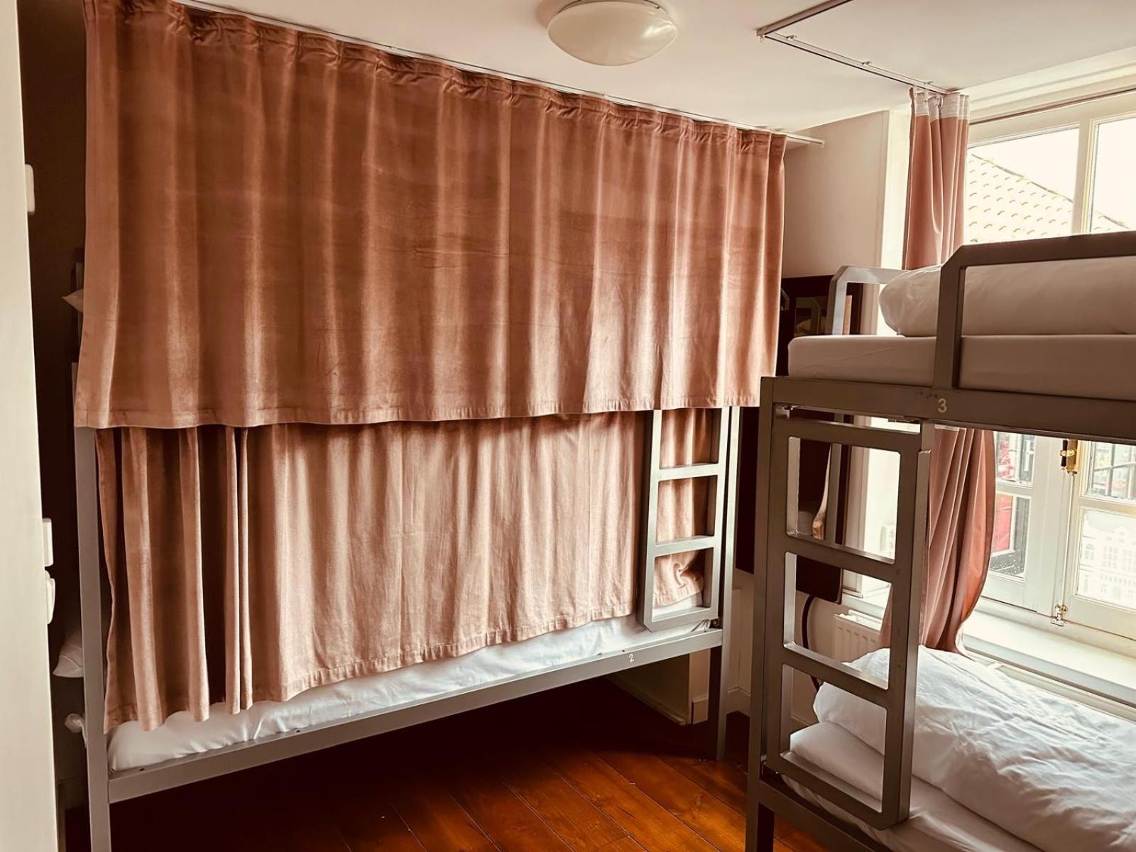 Room Mate Hostel Amsterdam Zaandam Dış mekan fotoğraf